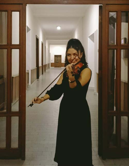 Yaren Öğretmen - Keman Eğitimi